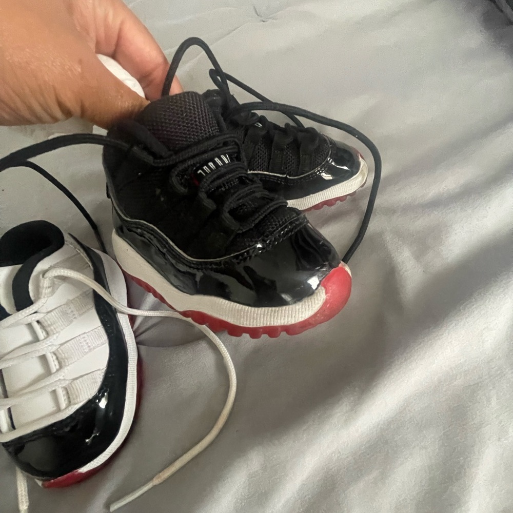 Black and Red High-Top Sneakers with Lace-Up Closure